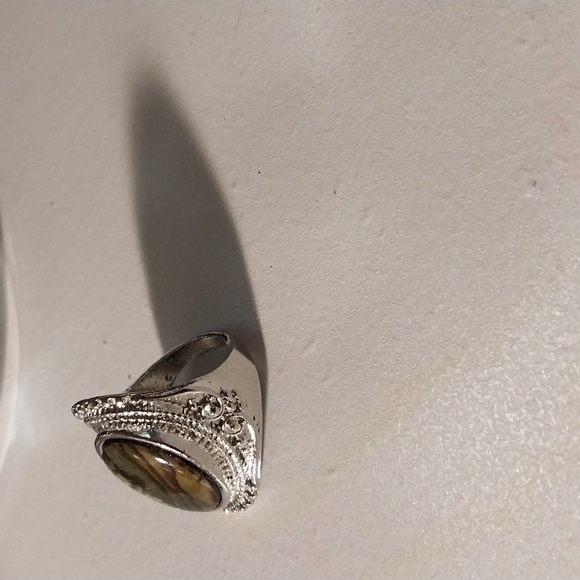 MULTICOLOR Shimmery Blue and Green Laboradite Gemstone Sterling Silver Ring - Picture 2 of 2